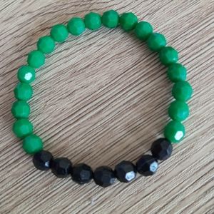 Hand Crafted New green and black accent bead crystal statement bracelet